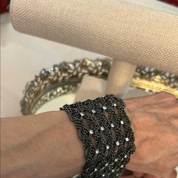 Black Beaded Cuff Bracelet with Shimmering Texture Stunning - Picture 7 of 16